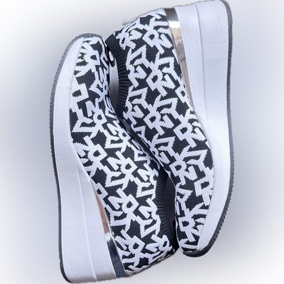 DKNY Women's Polly Wedge Slip On Sneaker Bootie Black/White Logo Print Sz.10 - Picture 5 of 6